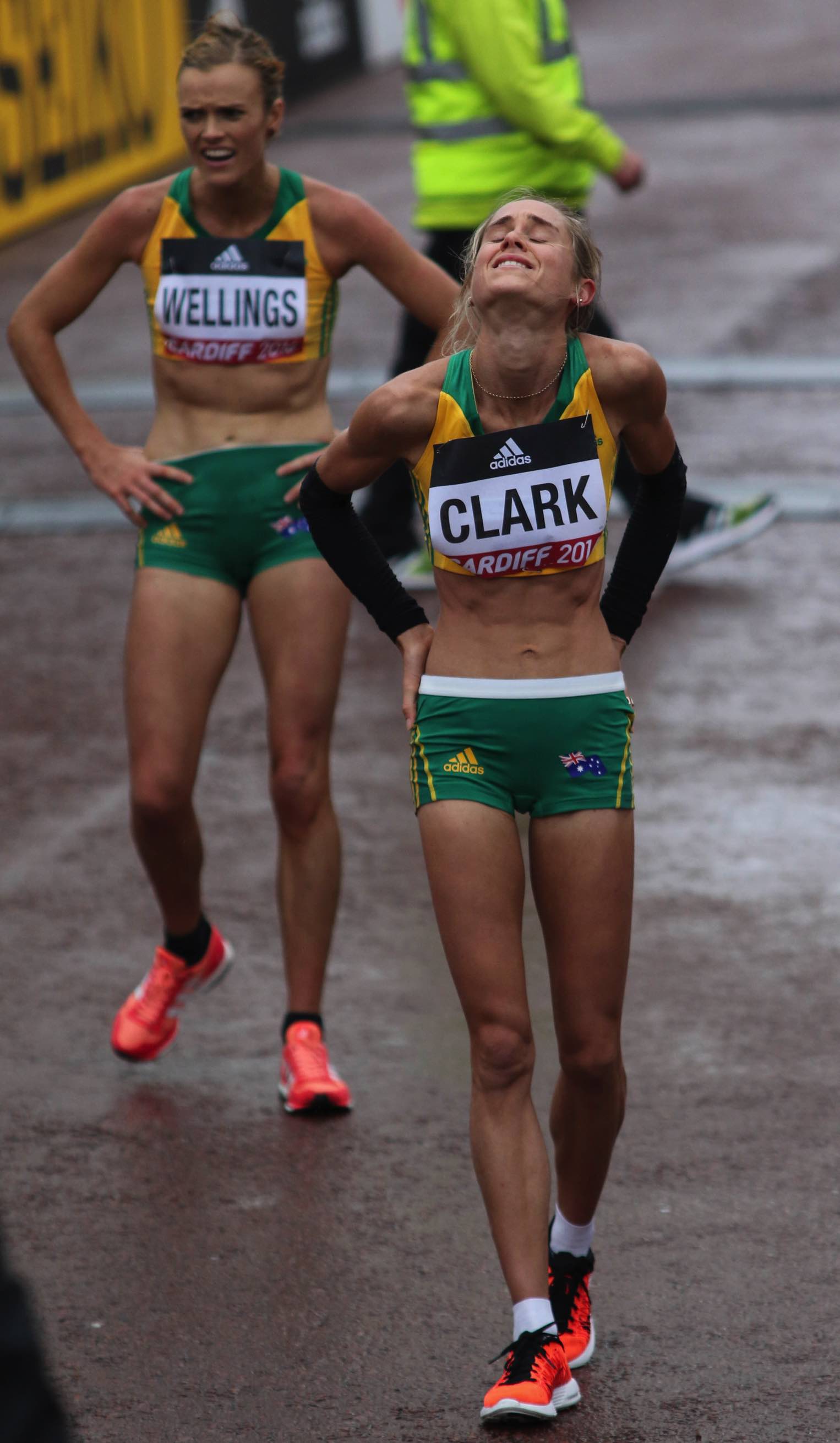 Milly Clark and Eloise Wellings: World Half Cardiff, 26 MAR 2016: Photo by Keith McClure