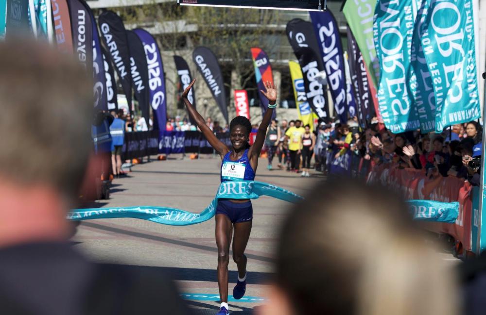 Kiprotich Runs Sub 2 10 Sets New Record To Win Blackmores Sydney