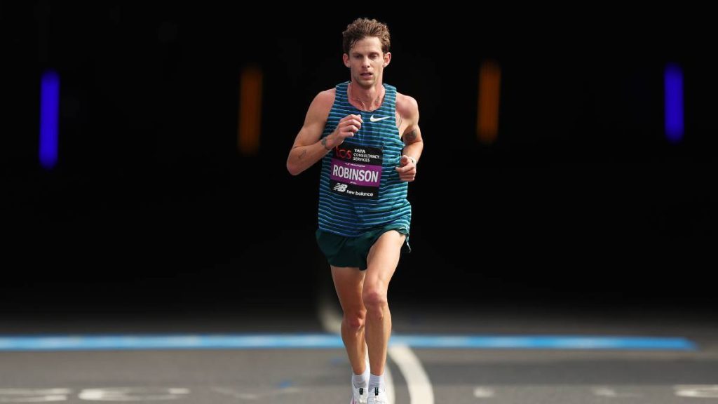 Brett Robinson Breaks The Australian Marathon Record Runner s Tribe